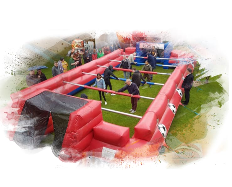 Klasik langırtın insan boyutunda sahaya uyarlanmış halidir; oyuncular sabit hatlarda sadece yanlara hareket ederek gol atmayı hedefler.